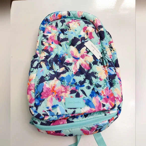 Vera Bradley | Bags | Vera Bradley Large Travel Backpack  display picture 3